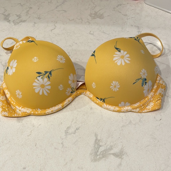 Victorias Secret PINK Push-up Convertible Bra - Picture 3 of 5
